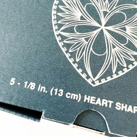 Bohemian Cut Czech Crystal Heart Shaped Lidded Bowl In Box Jewelry Holder Love - Picture 6 of 8